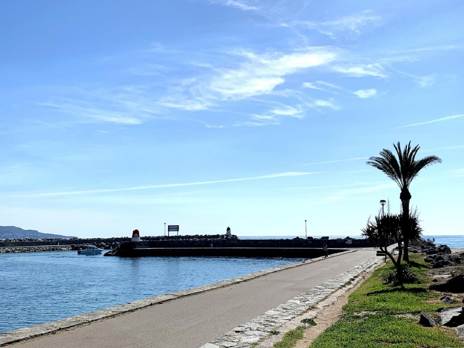 Apartamento 1ª Linea De Mar -Wifi- Aire Acondicionado Empuriabrava Kültér fotó